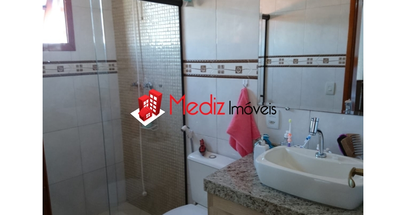 Bela Casa assobradada à venda no Bairro do Jardim Cidade Pirituba na Rua Pináceas