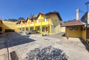 Belo Sobrado à venda no Bairro do Jardim Vivan na Rua Elvira Hidalgo