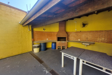 Belo Sobrado à venda no Bairro do Jardim Vivan na Rua Elvira Hidalgo