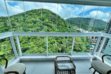 Belo Apartamento à venda no Guarujá no Bairro Enseada na Rua Inácio Miguel Stéfano 253