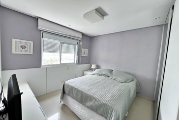 Belo Apartamento à venda no Guarujá no Bairro Enseada na Rua Inácio Miguel Stéfano 253