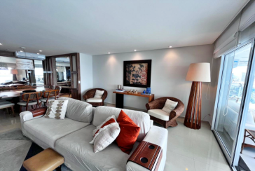 Belo Apartamento à venda no Guarujá no Bairro Enseada na Rua Inácio Miguel Stéfano 253