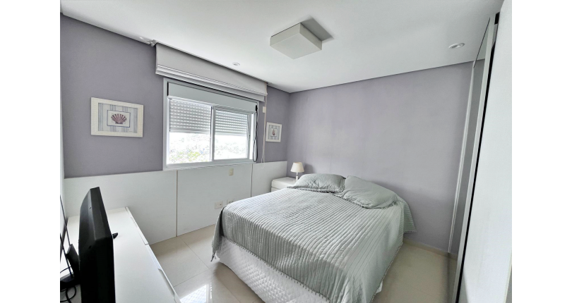 Belo Apartamento à venda no Guarujá no Bairro Enseada na Rua Inácio Miguel Stéfano 253