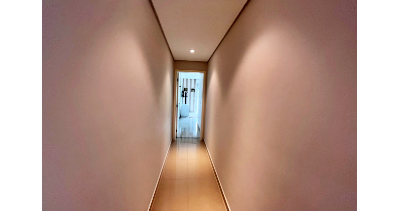 Belo Apartamento à venda no Guarujá no Bairro Enseada na Rua Inácio Miguel Stéfano 253