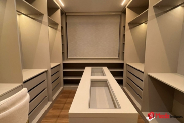 Belo Apartamento à venda em Barueri no Bairro do Alphaville Centro Industrial e Empresarial/Alphaville