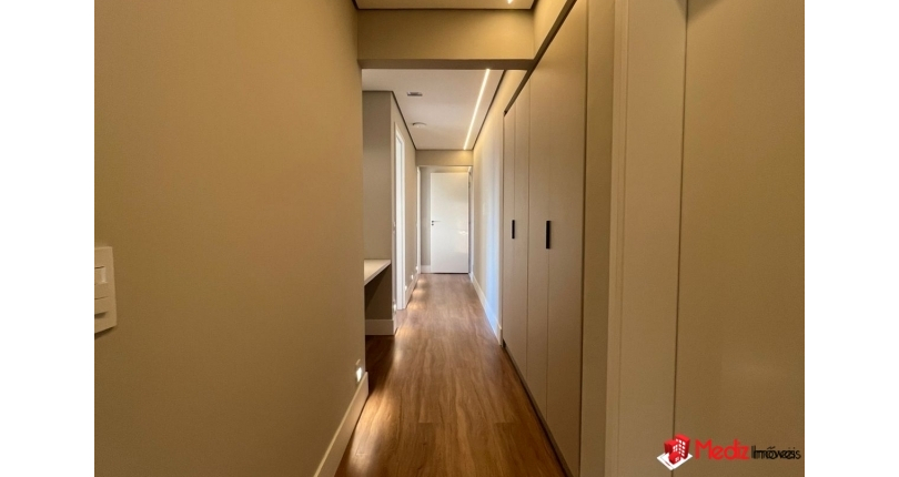 Belo Apartamento à venda em Barueri no Bairro do Alphaville Centro Industrial e Empresarial/Alphaville