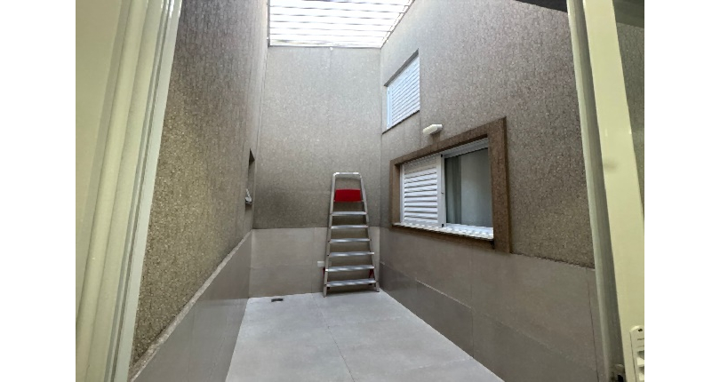 Sobrado à venda Rua Domingos de Magalhães, Parque Maria Domitila - Imóveis à Venda