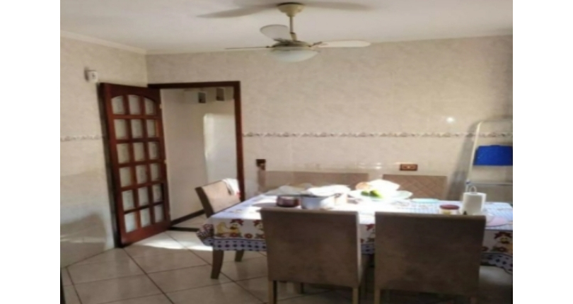 Sobrado à venda no Bairro da Vila Jaguari na Rua Antônio Gonçalves Valim,