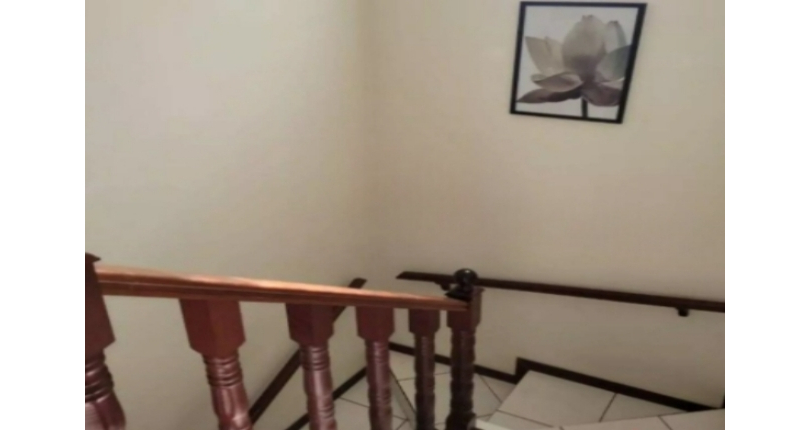 Sobrado à venda no Bairro da Vila Jaguari na Rua Antônio Gonçalves Valim,