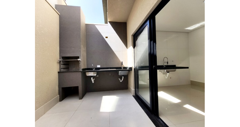 Lindo Sobrado novo à venda no Bairro do Jardim Maristela na Rua Horácio Romeu 186