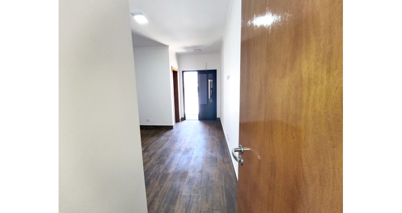  Lindo Sobrado novo à venda no Bairro do Jardim Maristela na Rua Horácio Romeu 188