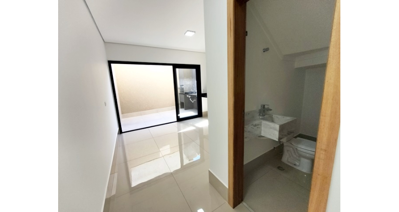  Lindo Sobrado novo à venda no Bairro do Jardim Maristela na Rua Horácio Romeu 188