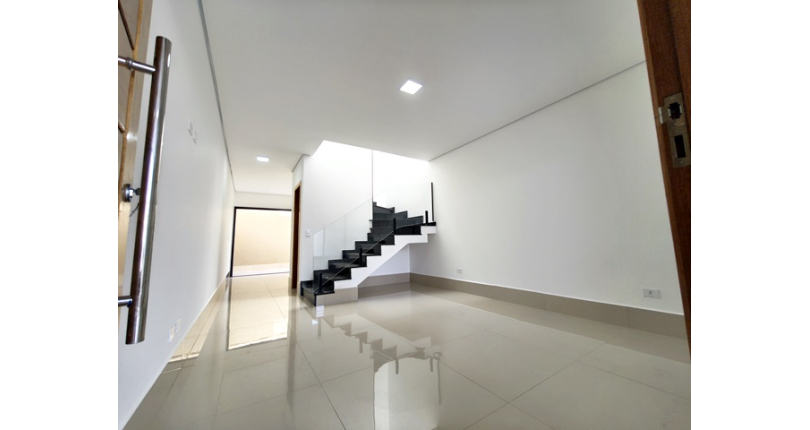  Lindo Sobrado novo à venda no Bairro do Jardim Maristela na Rua Horácio Romeu 190