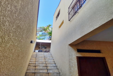 Belo Sobrado à venda no Bairro do Jardim Santa Fé (Zona Oeste) 