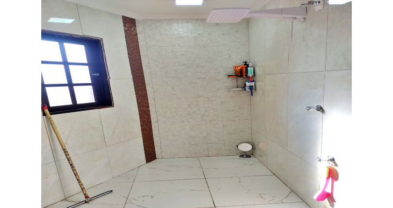 Belo Sobrado à venda no Bairro do Jardim Santa Fé (Zona Oeste) 