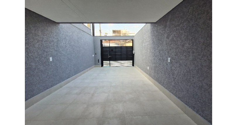 Lindo Sobrado novo à venda na Chácara São João na Rua Flor de Couro 63