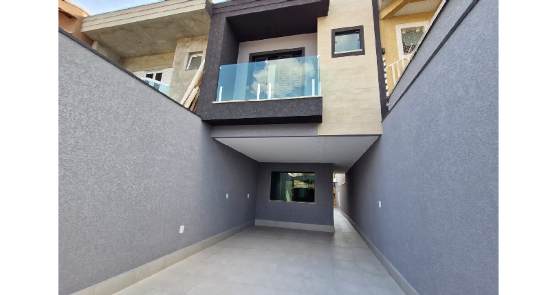 Lindo Sobrado novo à venda na Chácara São João na Rua Flor de Couro 63