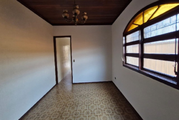 Sobrado à venda no Bairro da Vila Santa Edwiges na Rua Físico Lawrence