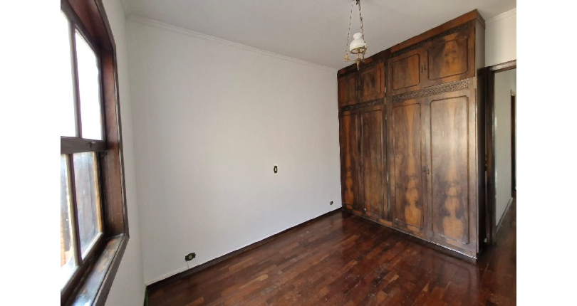 Sobrado à venda no Bairro da Vila Santa Edwiges na Rua Físico Lawrence