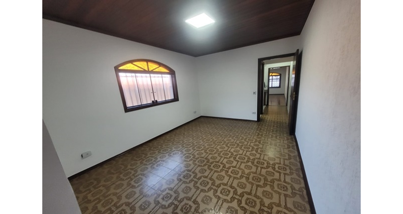 Sobrado à venda Rua Físico Lawrence, Vila Santa Edwiges - Imóveis à Venda
