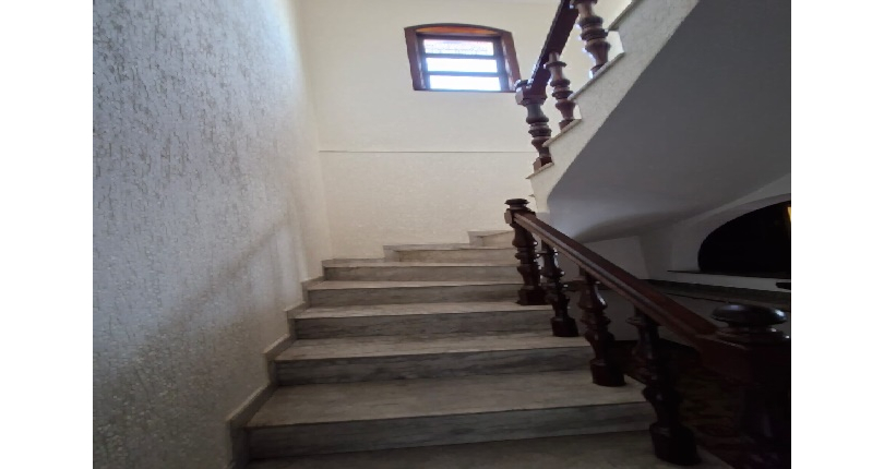 Sobrado à venda no Bairro da Vila Santa Edwiges na Rua Físico Lawrence