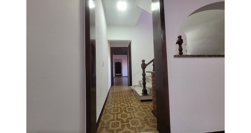 Sobrado à venda Rua Físico Lawrence, Vila Santa Edwiges - Imóveis à Venda