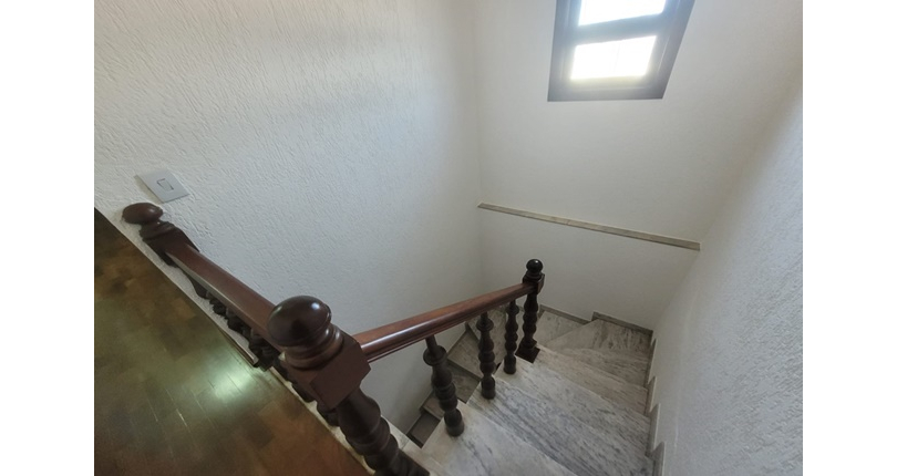 Sobrado à venda Rua Físico Lawrence, Vila Santa Edwiges - Imóveis à Venda