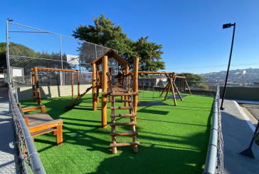 Lindo Sobrado à venda no Bairro do Jaraguá na Rua Professor Nobil Marcacini 39, no Condomínio Villagio Di Torino,