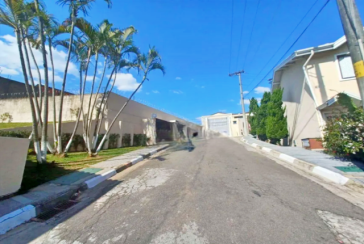 Sobrado à venda no Bairro do Jardim Jaraguá na Rua Francisco Bellazzi 120