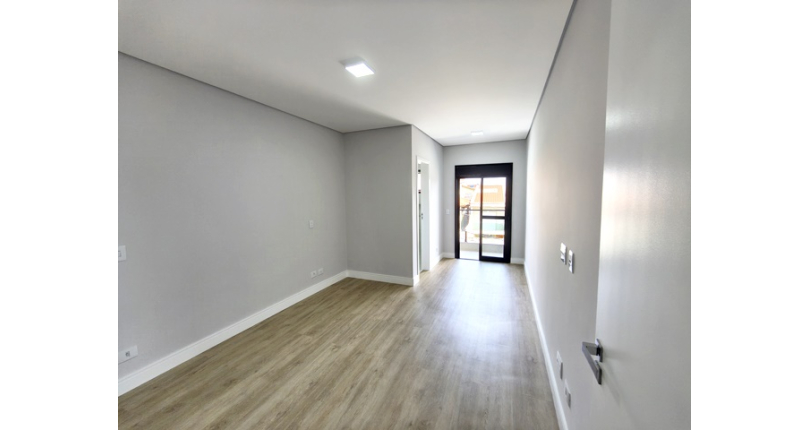 Lindo Sobrado novo à venda no Bairro do Jardim Maristela na Rua Coronel Augusto Machado 326