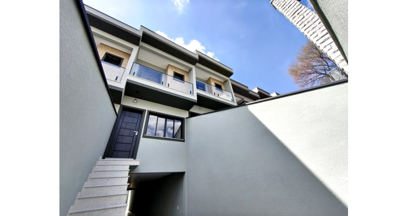 Lindo Sobrado novo à venda no Bairro do Jardim Maristela na Rua Coronel Augusto Machado 326