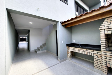 Lindo Sobrado novo à venda no Bairro do Jardim Maristela na Rua Coronel Augusto Machado 328,