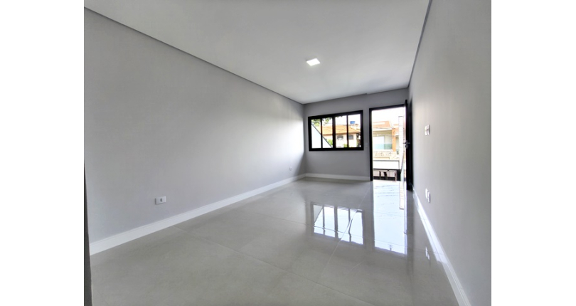 Lindo Sobrado novo à venda no Bairro do Jardim Maristela na Rua Coronel Augusto Machado 328,