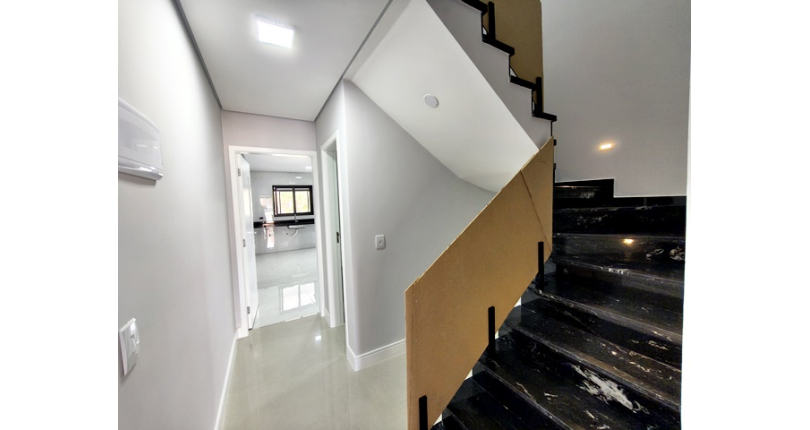 Lindo Sobrado novo à venda no Bairro do Jardim Maristela na Rua Coronel Augusto Machado 328,