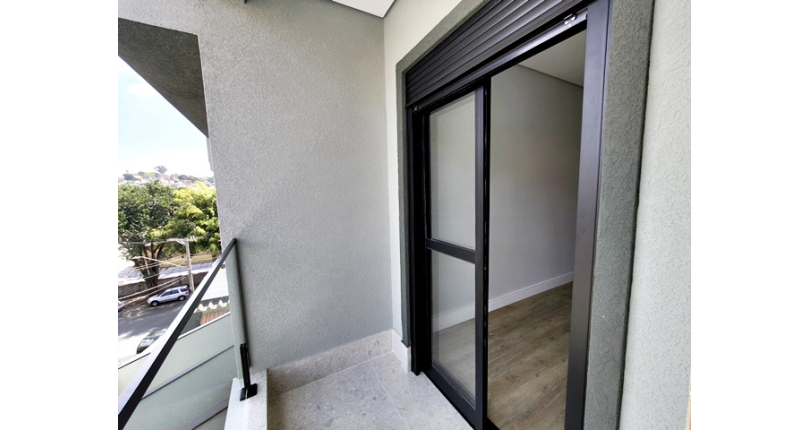 Lindo Sobrado novo à venda no Bairro do Jardim Maristela na Rua Coronel Augusto Machado 330