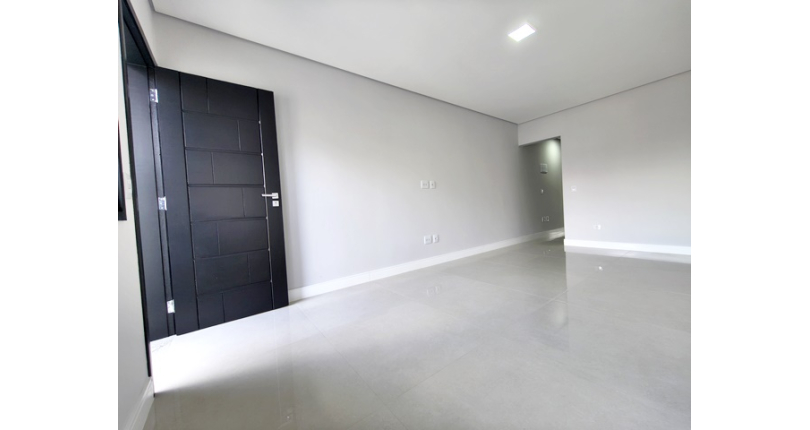 Lindo Sobrado novo à venda no Bairro do Jardim Maristela na Rua Coronel Augusto Machado 330