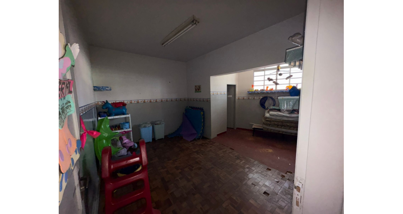 Casa Comercial à venda no Jardim São José (Zona Norte) 