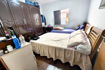 Casa Térrea à venda no Bairro do Parque Panamericano na Estrada do Corredor