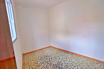 Casa Térrea à venda no Bairro do Parque Panamericano na Estrada do Corredor,