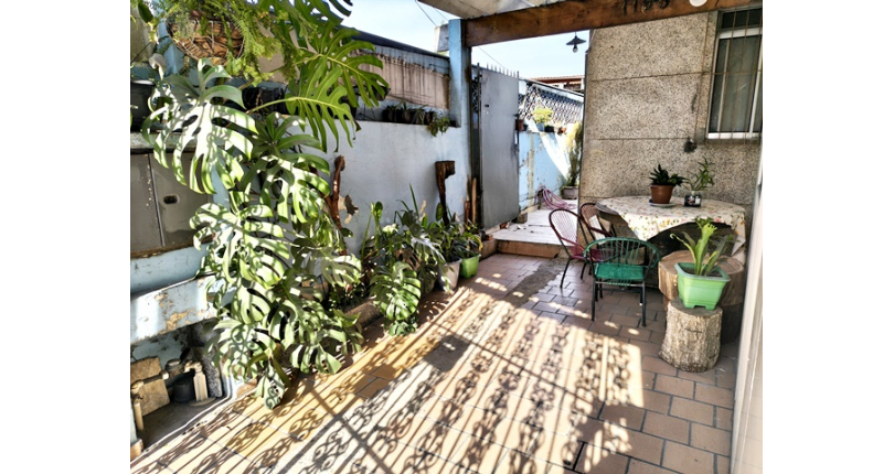 Casa Térrea à venda no Bairro do Parque Panamericano na Estrada do Corredor