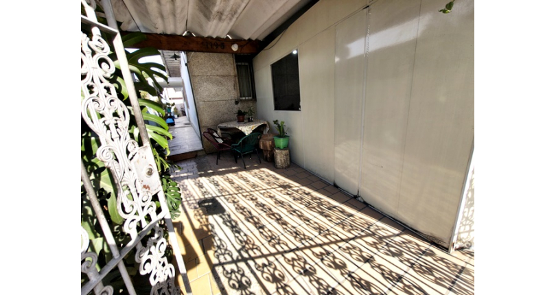 Casa Térrea à venda no Bairro do Parque Panamericano na Estrada do Corredor