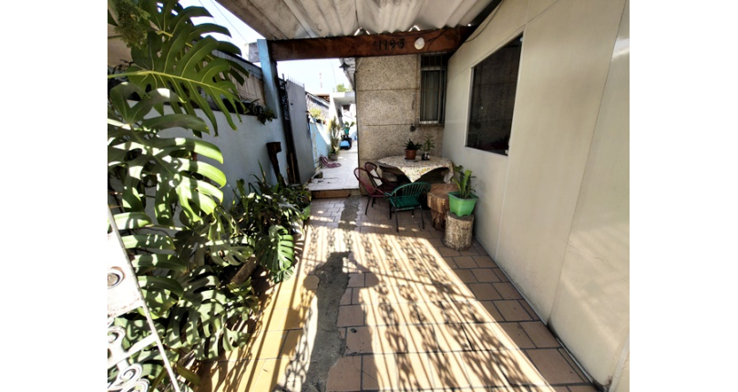 Casa Térrea à venda no Bairro do Parque Panamericano na Estrada do Corredor