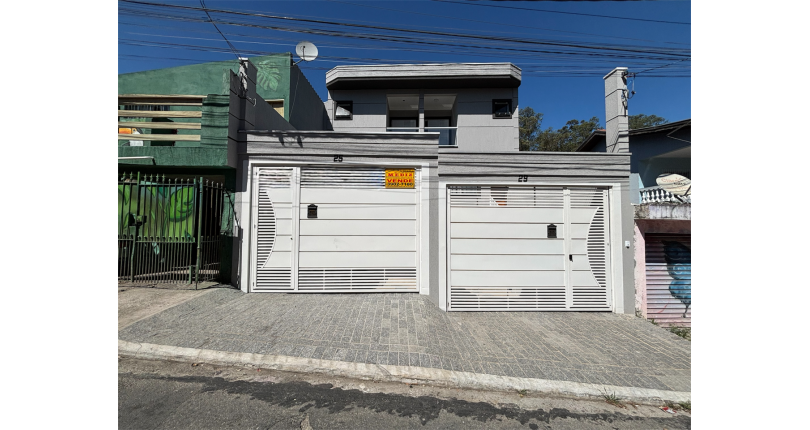  Sobrado novo à venda no Bairro do Jardim Russo na Rua Padre Diogo Antônio Feijó,