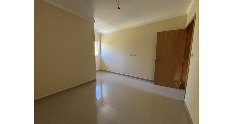  Sobrado novo à venda no Bairro do Jardim Russo na Rua Padre Diogo Antônio Feijó,