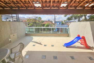 Sobrado à venda no Bairro do Jardim Felicidade (Zona Oeste) na Rua Rosálio José da Conceição 