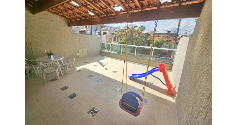 Sobrado à venda no Bairro do Jardim Felicidade (Zona Oeste) na Rua Rosálio José da Conceição 