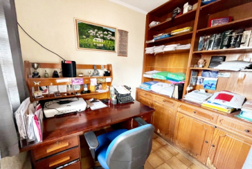 Casa assobradada à venda no Bairro da Vila Pereira Barreto na Rua Coronel Gordinho Filho