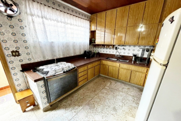 Casa assobradada à venda no Bairro da Vila Pereira Barreto na Rua Coronel Gordinho Filho