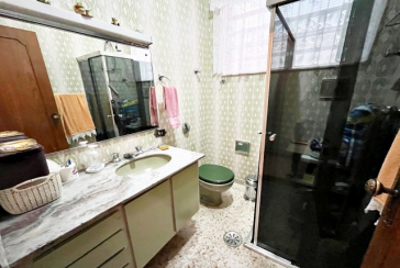 Casa assobradada à venda no Bairro da Vila Pereira Barreto na Rua Coronel Gordinho Filho