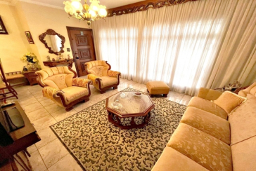 Casa assobradada à venda no Bairro da Vila Pereira Barreto na Rua Coronel Gordinho Filho